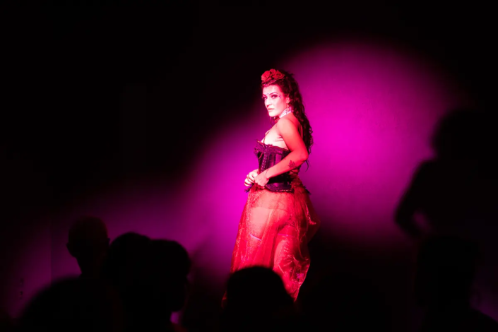 Sinnesrausch - Lounge - Kleinkunstbühne Ilmenau-Roda - Aurora Elysion © PavelClicks